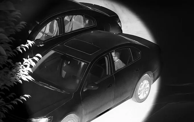 Come scegliere la migliore telecamera PTZ a lungo raggio (2-6 km) per la sorveglianza professionale