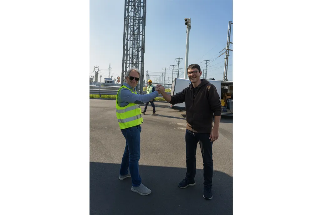 Progetto italia Telecom Tower-accettazione di successo